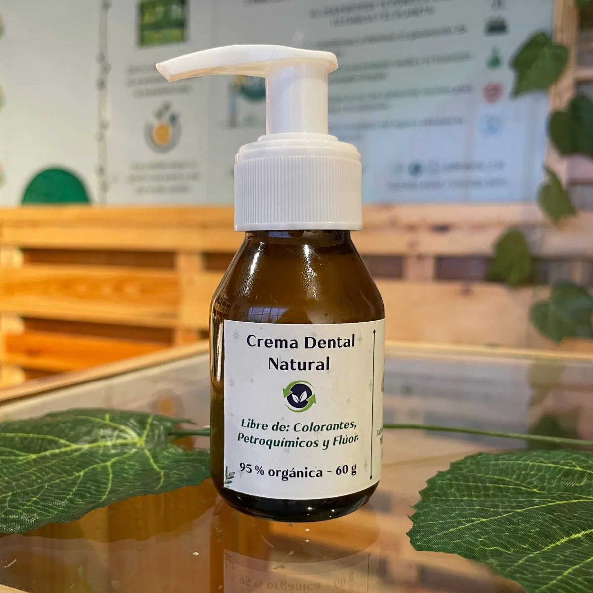 Envase de crema dental natural Bioteck