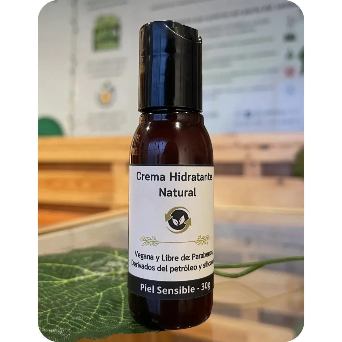 Envase de crema hidratante natural Bioteck